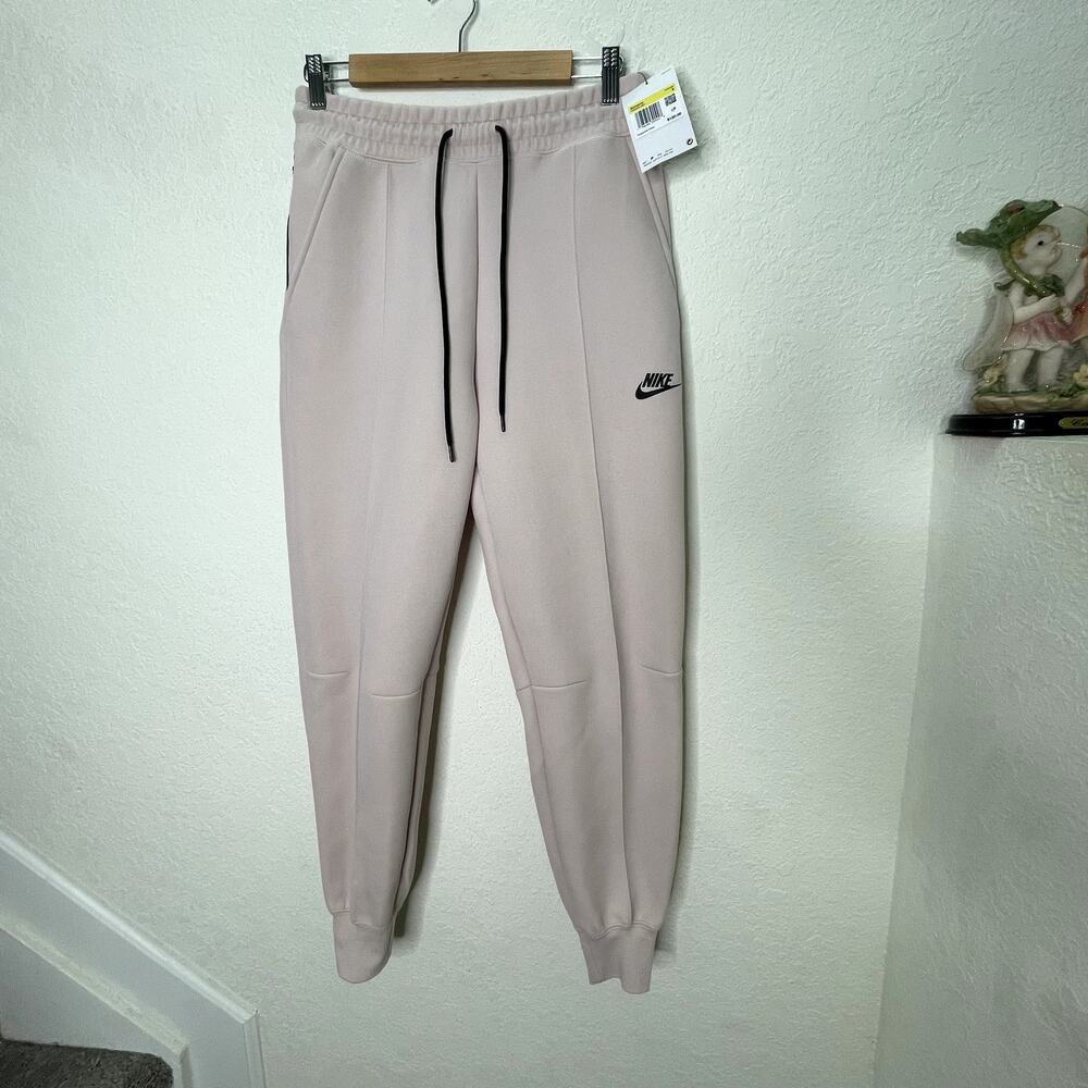 Nike Tech Fleece Womens S Joggers Silt Pink FB8330-667 NWT $120